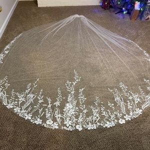 Floral cathedral veil